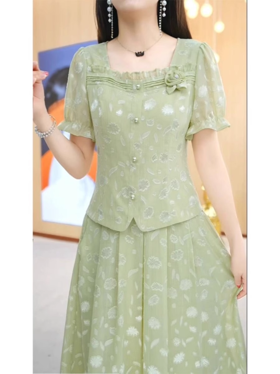 15725-Set áo  kèm chân váy voan  hoa xanh lá nhạt ( voan, lót)_thumbnail_3