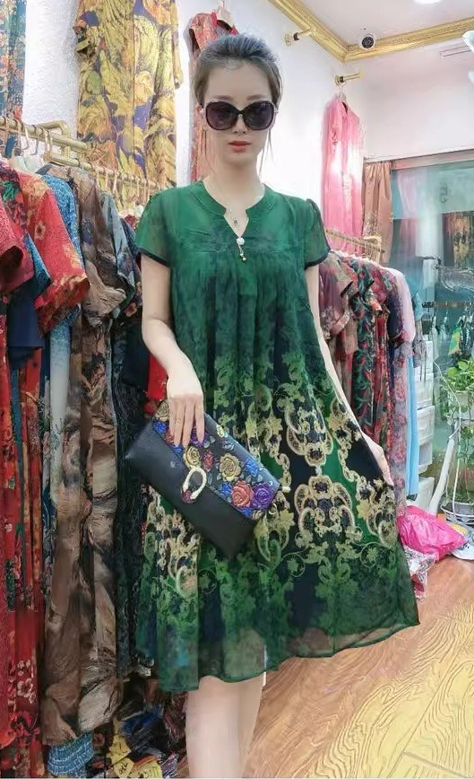 15834-Đầm  suông A họa tiết  hoa xanh lá (  voan, lót)_thumbnail_0