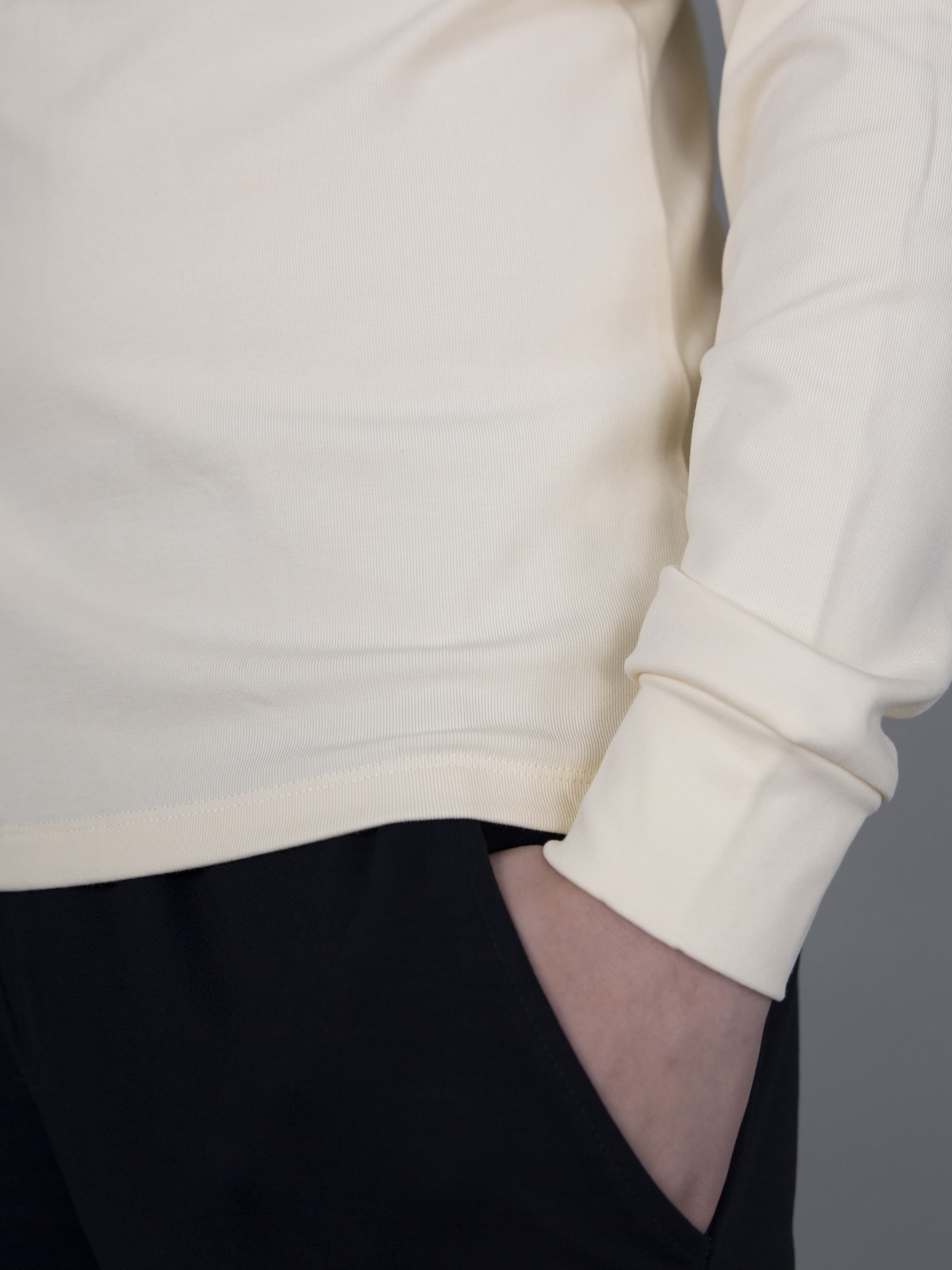 Áo giữ nhiệt màu kem_thumbnail_3