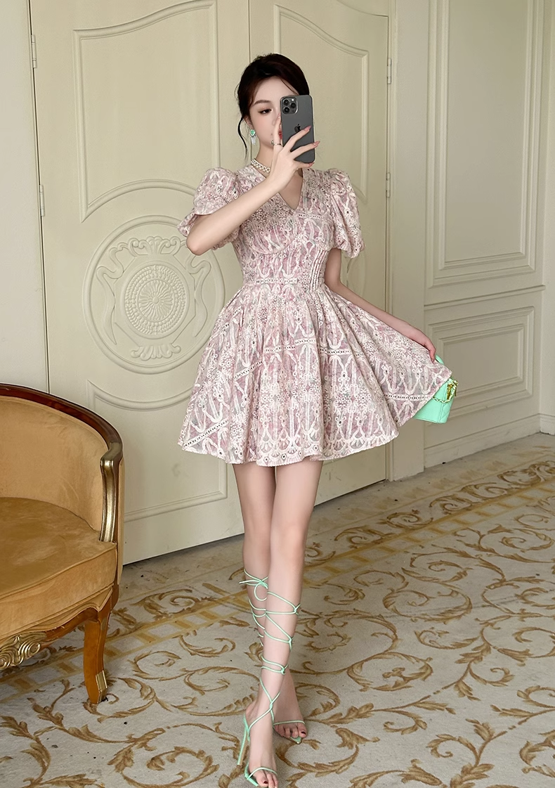 15375-Đầm xoè tay phồng thêu hoạ tiết 3D ( thô thêu)_thumbnail_1