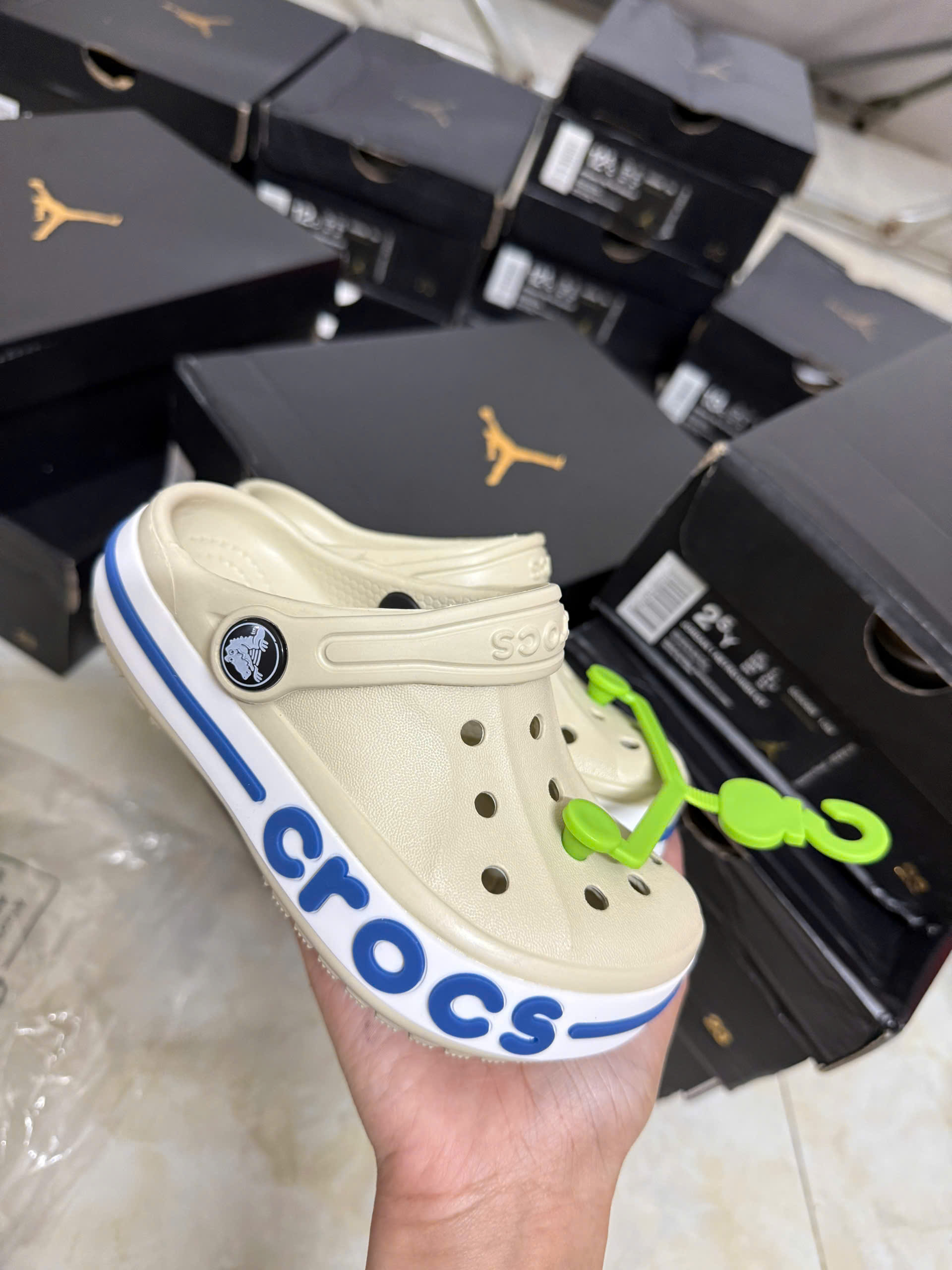 D10 DÉP CROCS BÉ NHIỀU MÀU 158K_thumbnail_2