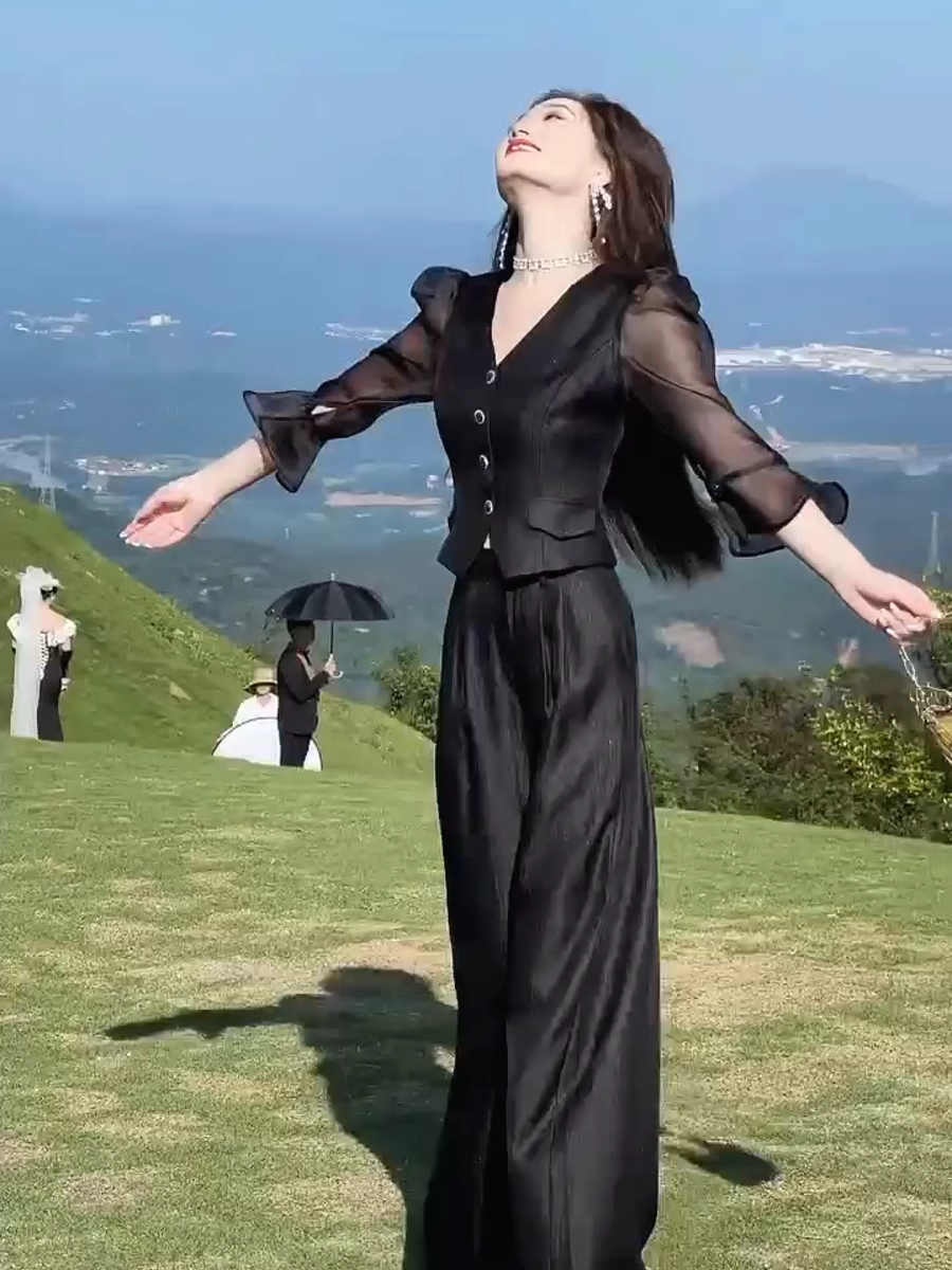 15962-Set bộ áo tay lở ngực kết nút kèm quần suống dài ( lụa tơ óng)_thumbnail_1