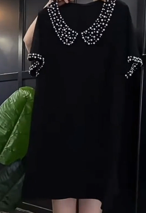 16021-Đầm suông đen cổ  kết hạt bèo sen ( thun poly 2  da)_thumbnail_0