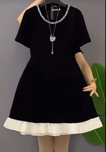 16036-Đầm xòe đen cổ tròn viền hạt  ( poly 2  da)_thumbnail_0