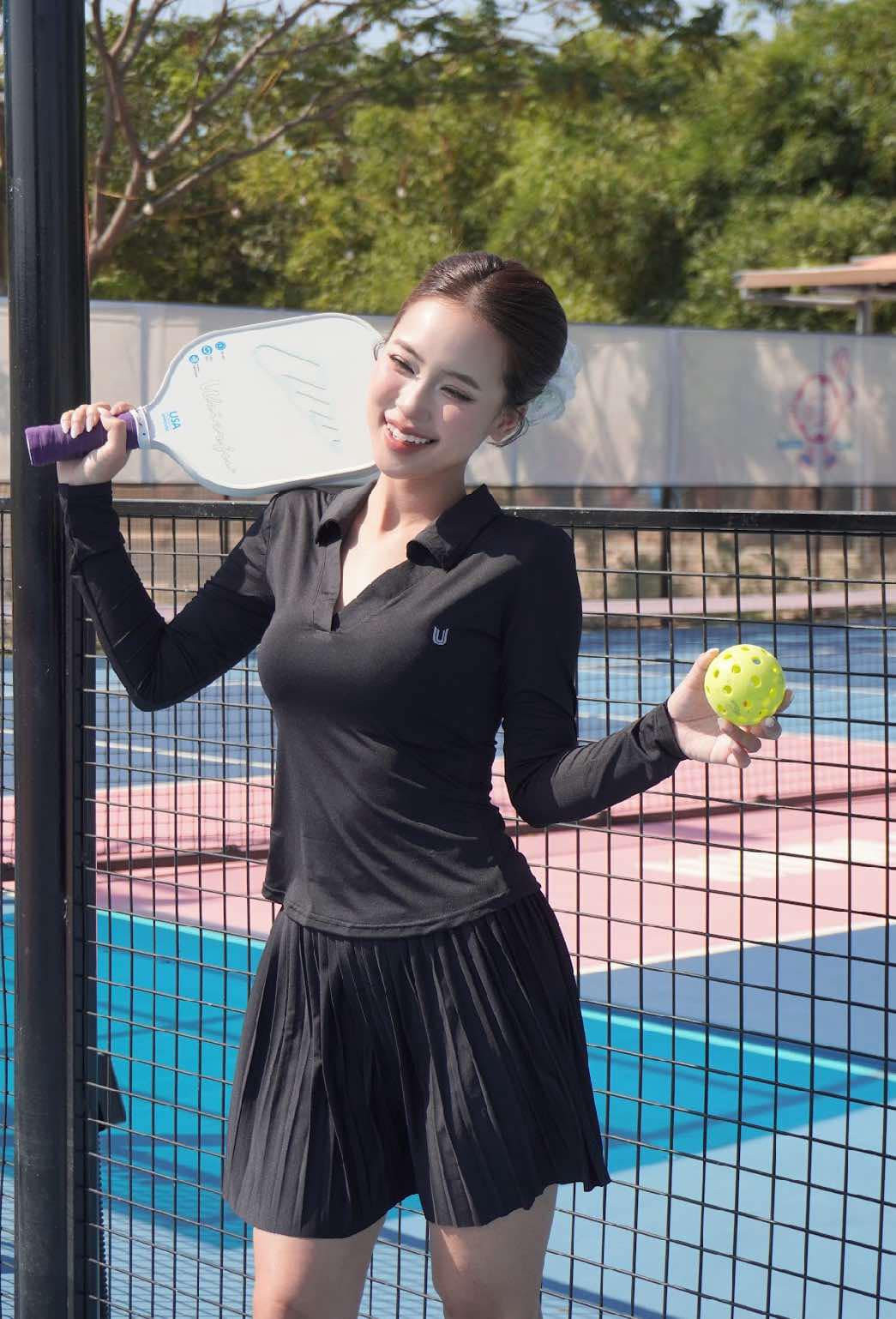 Áo Kylie đen mix chân váy Meli đen_thumbnail_0