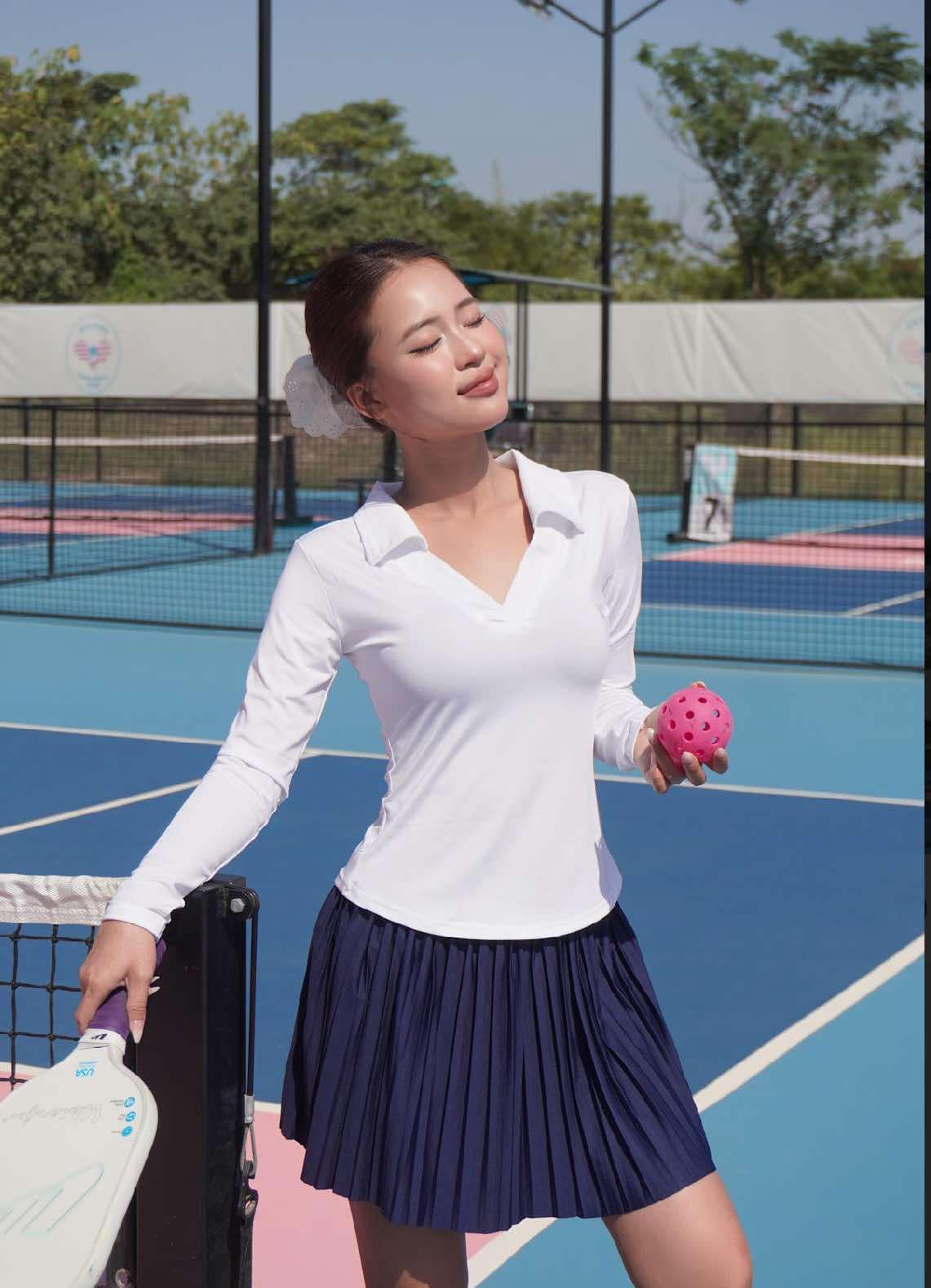 Áo Kylie trắng mix chân váy Meli xanh navy_thumbnail_0