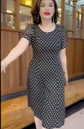 16023-Đầm voan họa tiết kẻ ô zicac ( voan, lót)_thumbnail_0