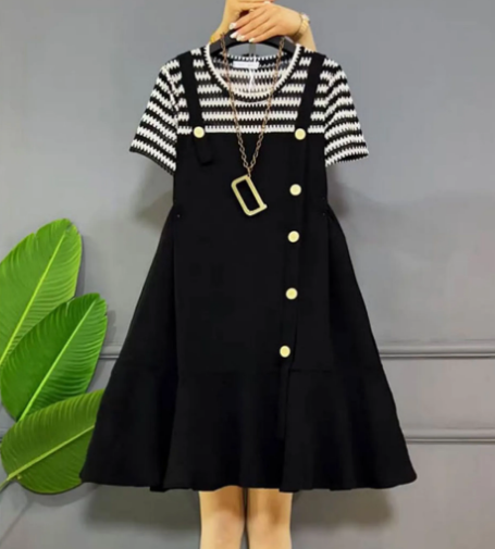 16051-Đầm đen xòe giả yếm phối sọc trắng đen ( thun poly, thun sọc)_thumbnail_0