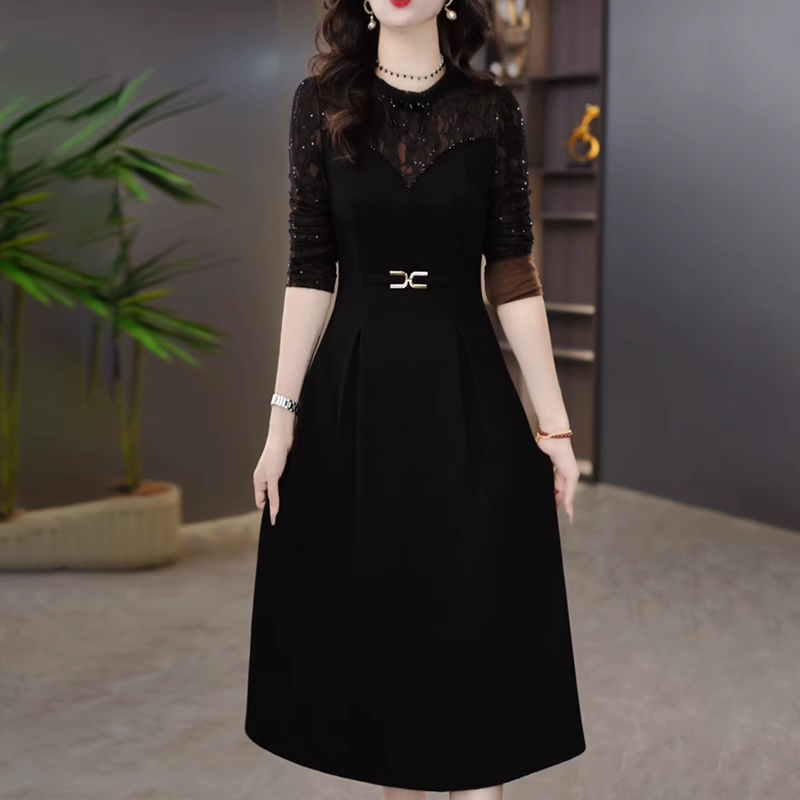 15744-Đầm xoè đen phối ren vai tay dài cách điệu ( chéo nhật, ren)_thumbnail_0