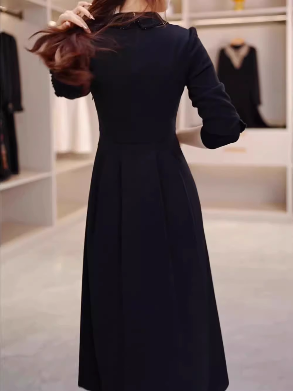 15206-Đầm xòe đen  tay  dài  cổ bẻ   viền ren cách điệu ( thun mịn)_thumbnail_1