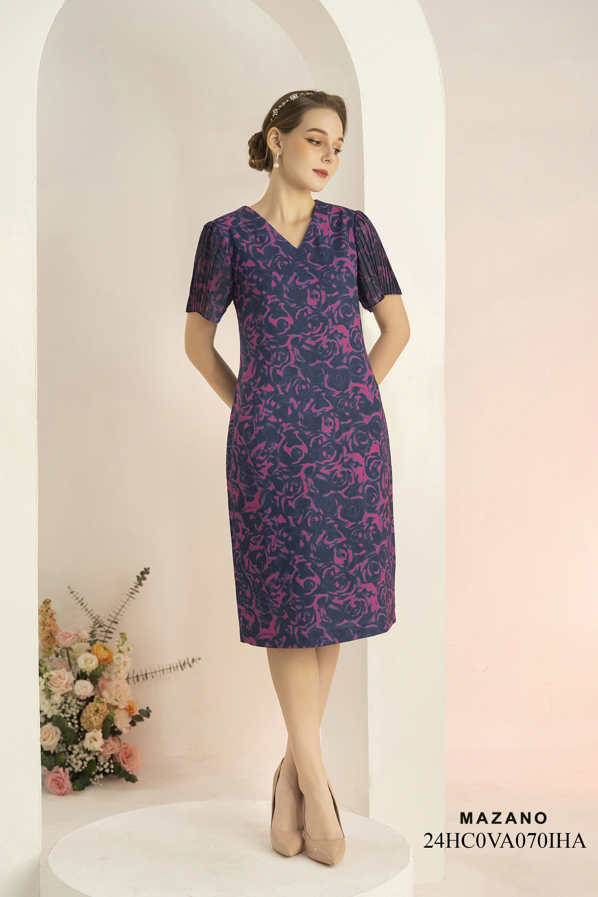 Đầm hoa hồng phối tay dập ly 24HC0VA070IHA