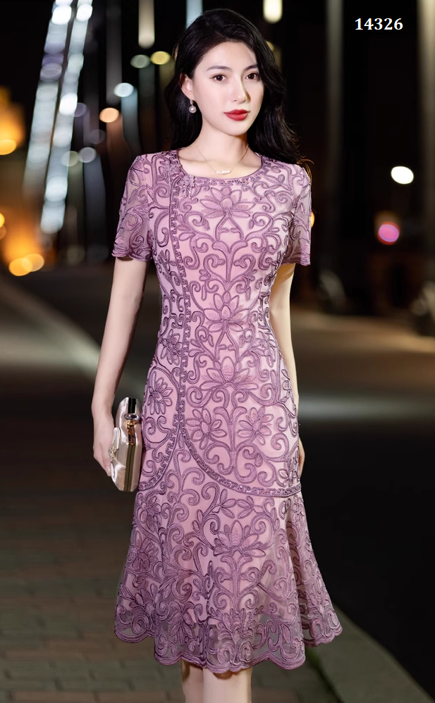 14326-Đầm ren tím dáng A đuôi cá ( Ren,lót)_thumbnail_2