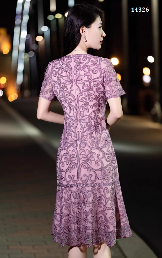 14326-Đầm ren tím dáng A đuôi cá ( Ren,lót)_thumbnail_3