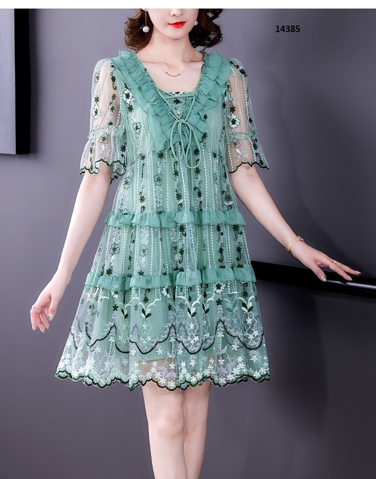 14385-Đầm oversize ren thêu hoa nhí, cổ bèo nơ _thumbnail_1