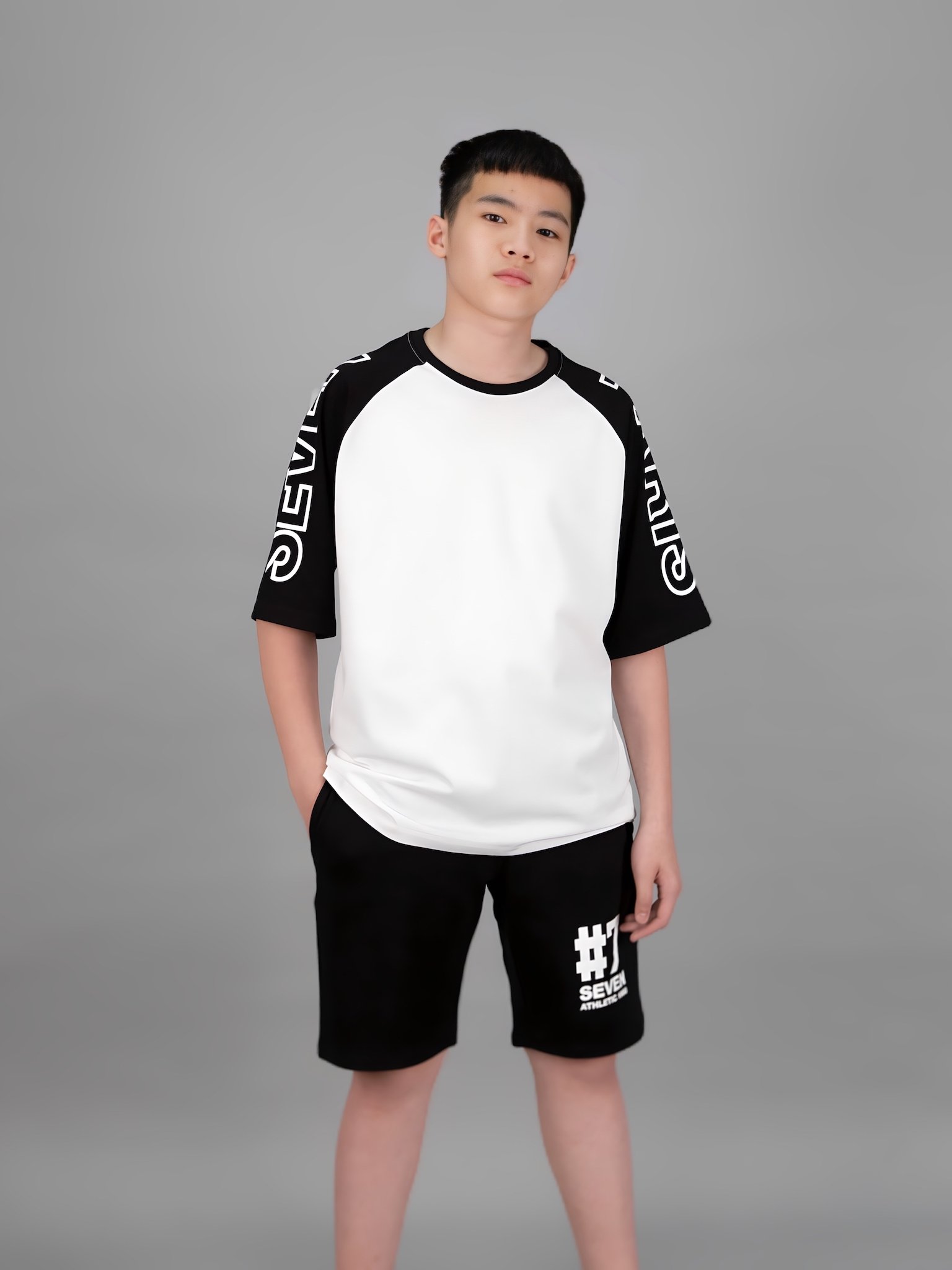 Áo phông dáng rộng tay phối đen_thumbnail_0