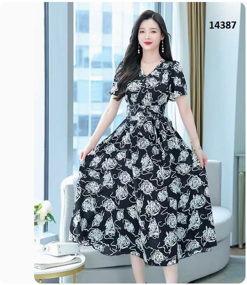 14387-Đầm xòe đen họa tiết hoa hồng trắng _thumbnail_0