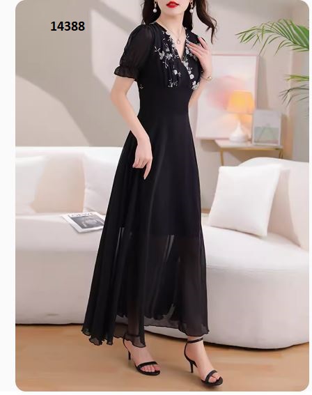 14388-Đầm maxi cổ đắp chéo viền hoa trắng _thumbnail_3