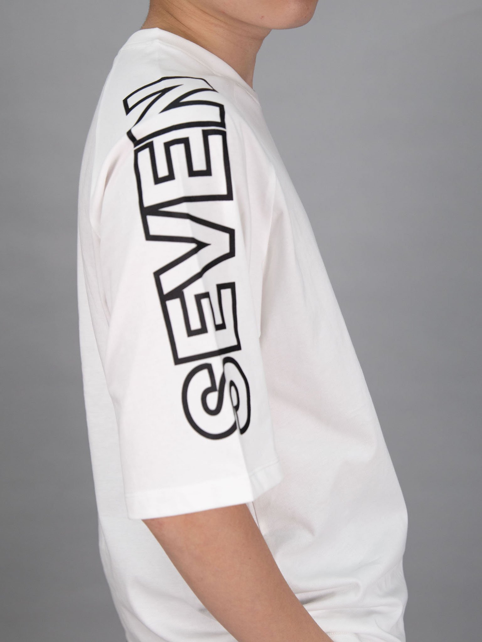 Áo phông dáng rộng trắng Paris_thumbnail_3