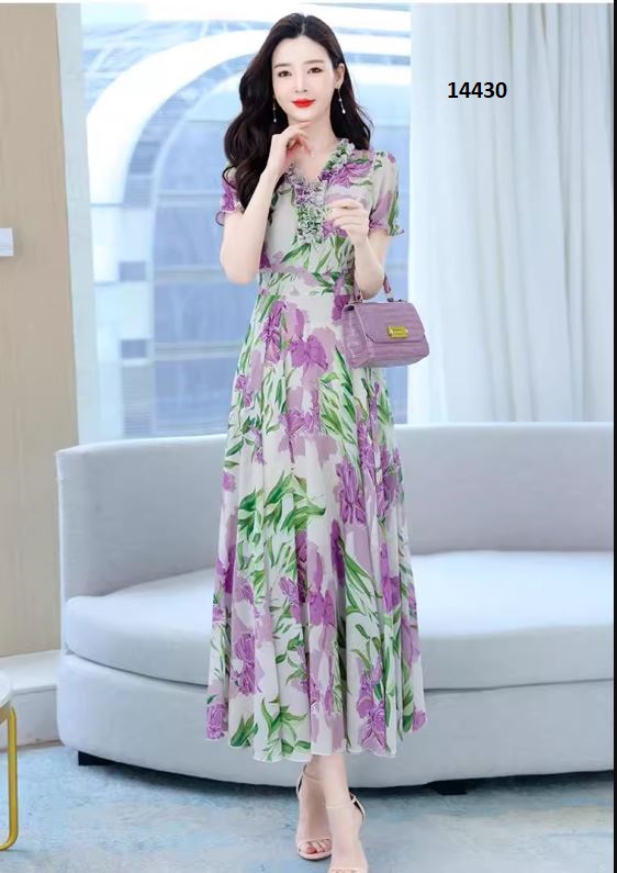 14430-Đầm maxi tay ngắn họa tiết hoa tím xanh cổ viền bèo _thumbnail_2