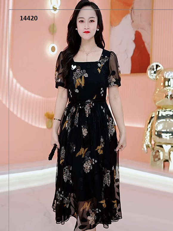 14420-Đầm voan xòe cổ vuông họa tiết hoa trắng vàng_thumbnail_0