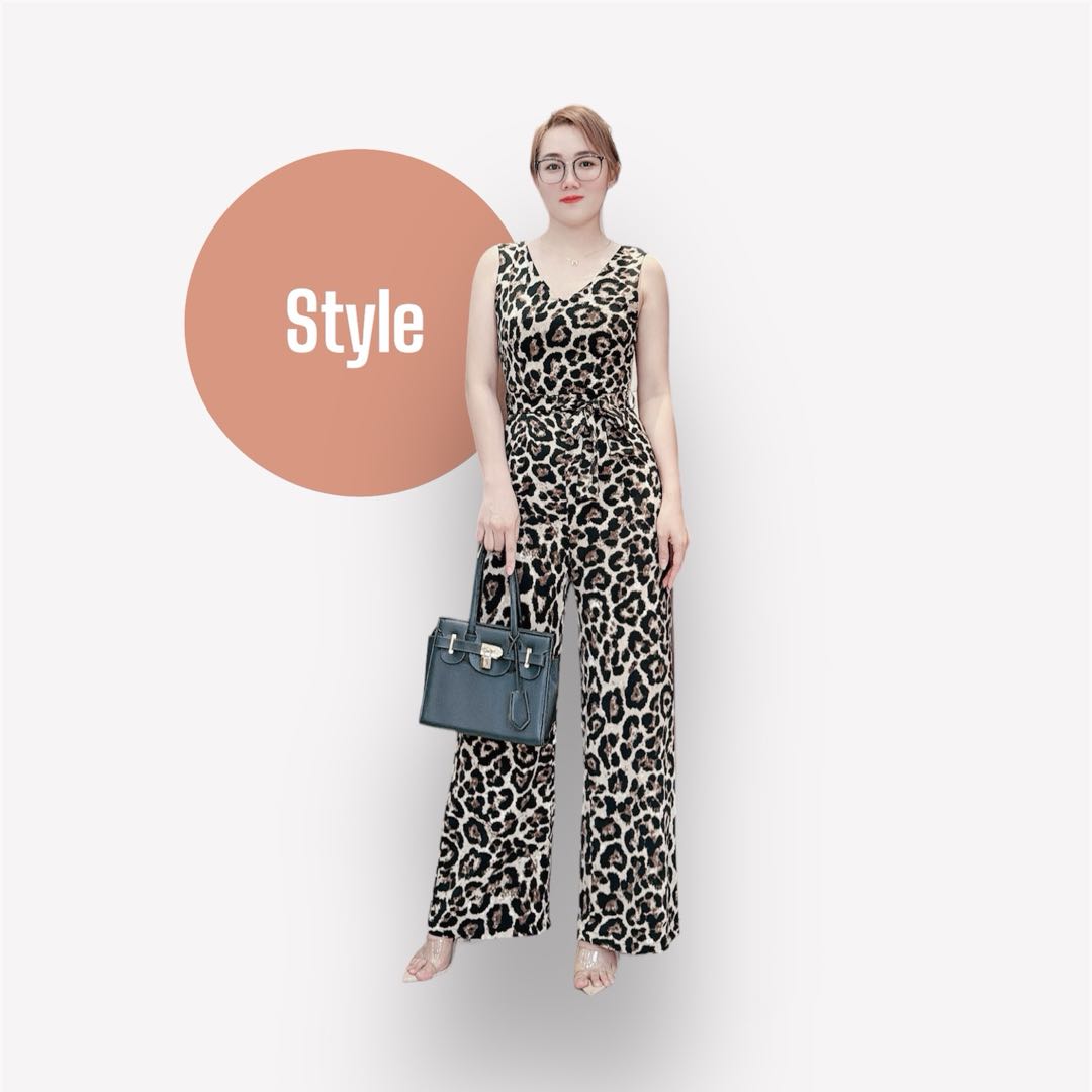 Jumsuit dài ống suông hoạ tiết