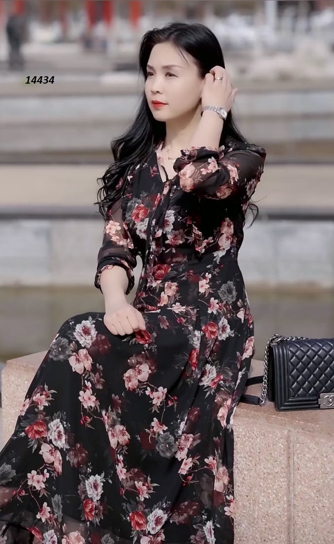 14434-Đầm voan maxi họa tiết hoa hồng nhã nhặn_thumbnail_3