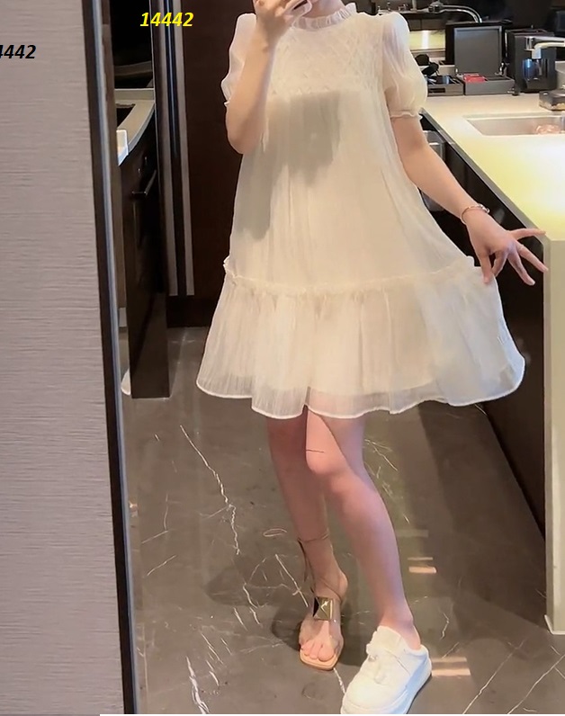 14442-Đầm oversize trắng, kiểu dáng tiểu thư sang trọng_thumbnail_2