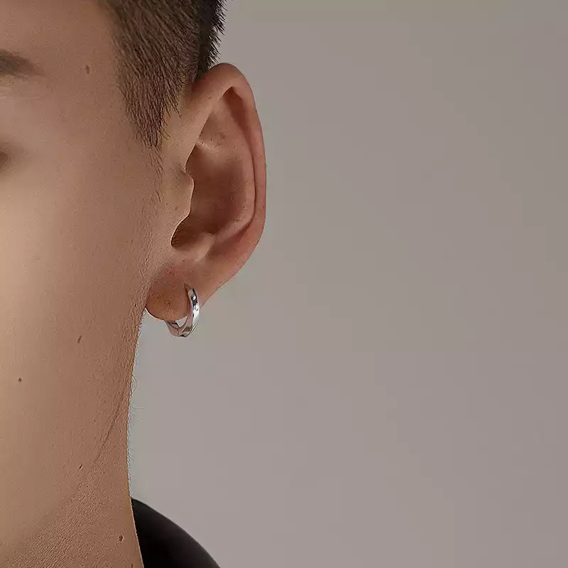 Ring on Earing_thumbnail_1