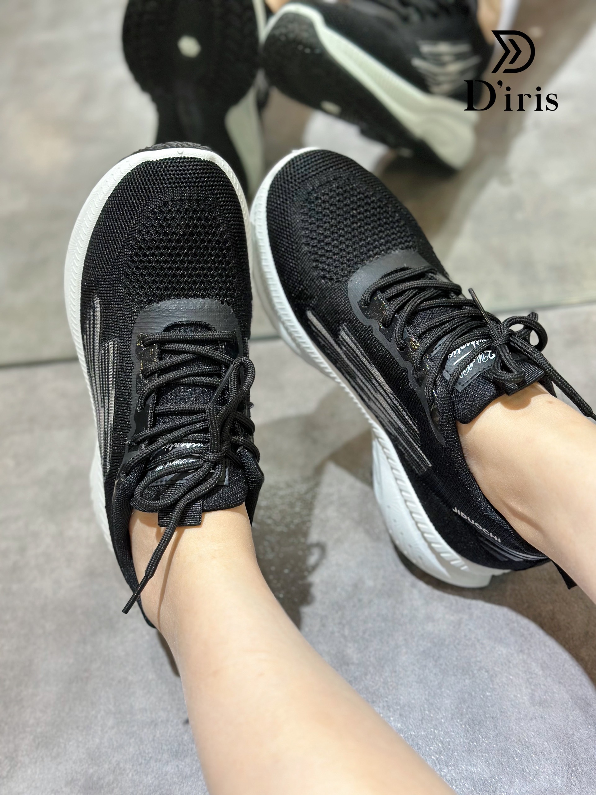 Giày thể thao_thumbnail_1