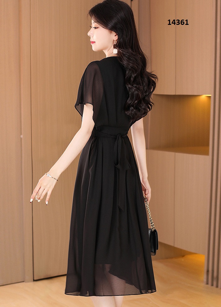 14361-Đầm voan xòe đen cổ tim sang trọng _thumbnail_0