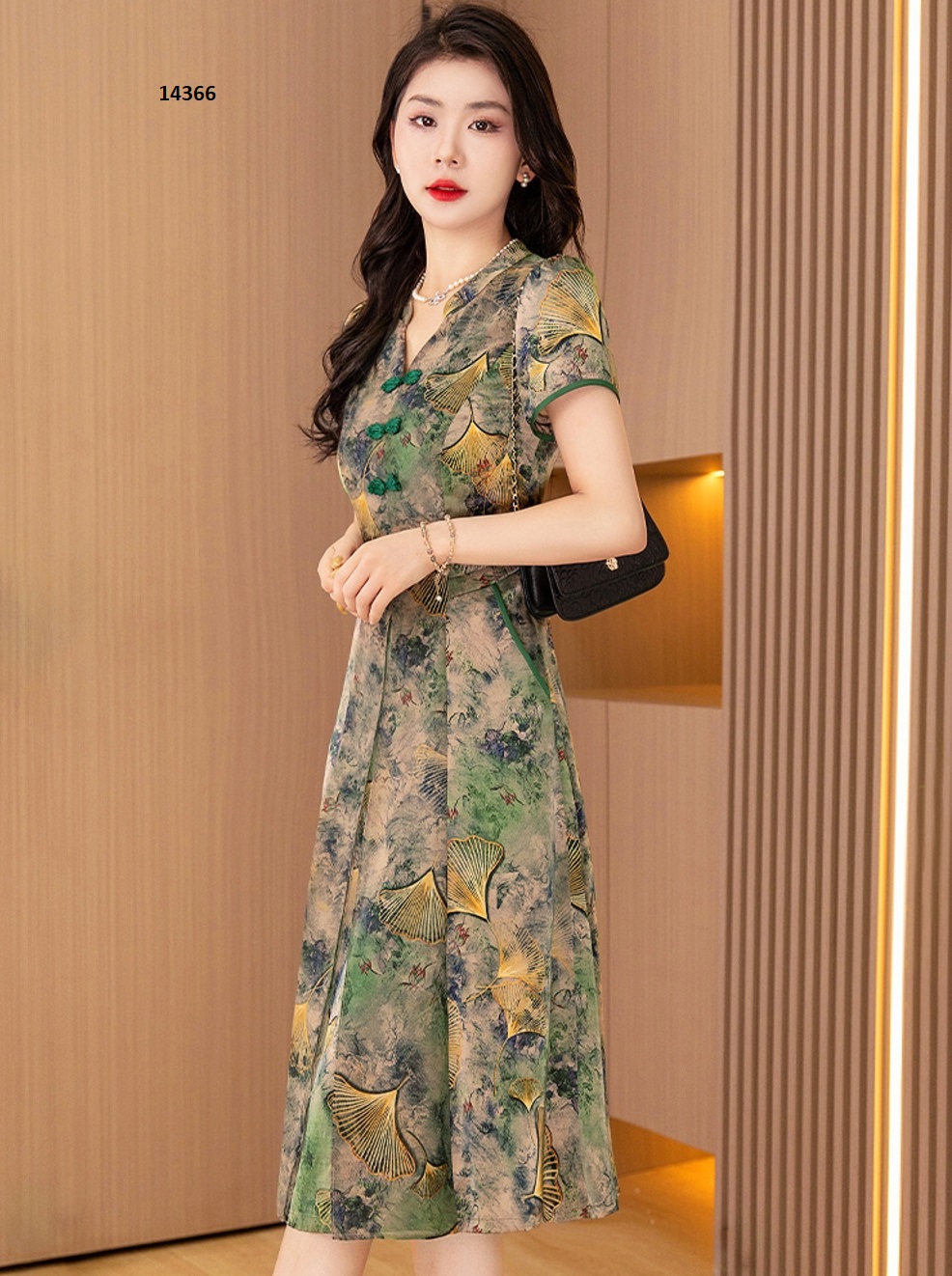 14366-Đầm form chữ A họa tiết rẻ quạt _thumbnail_2