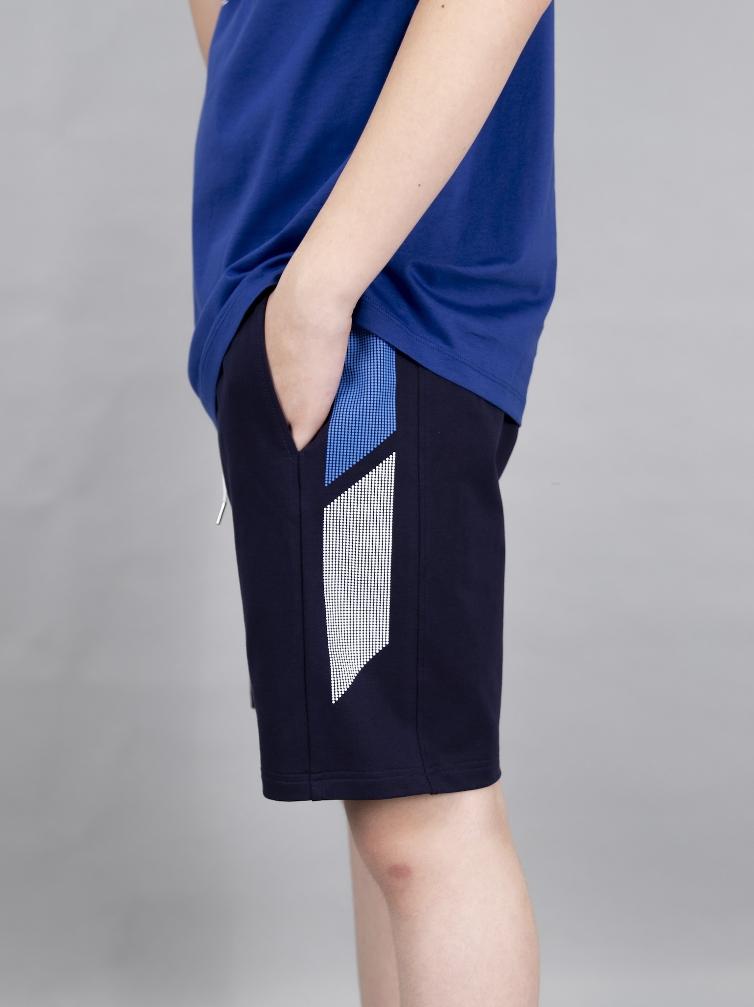 Quần short xanh đen in phối 2 bên