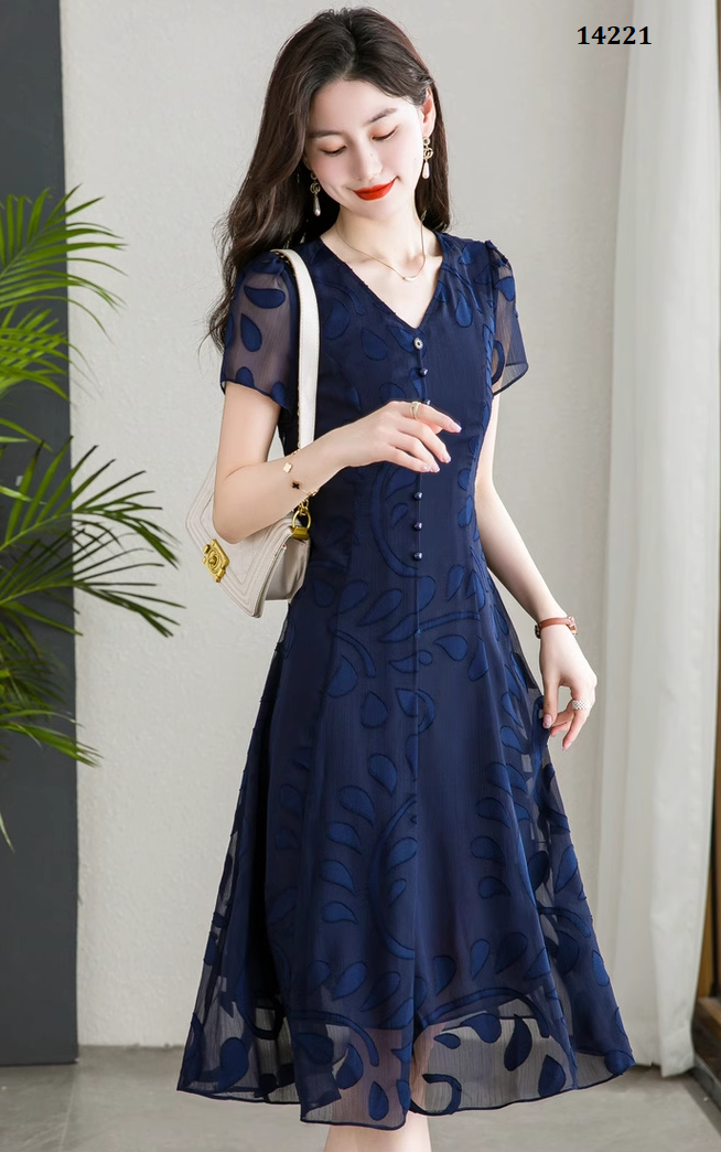 14221-Đầm voan lưới đen họa tiết lá 3D ( voan lưới, lót)_thumbnail_1