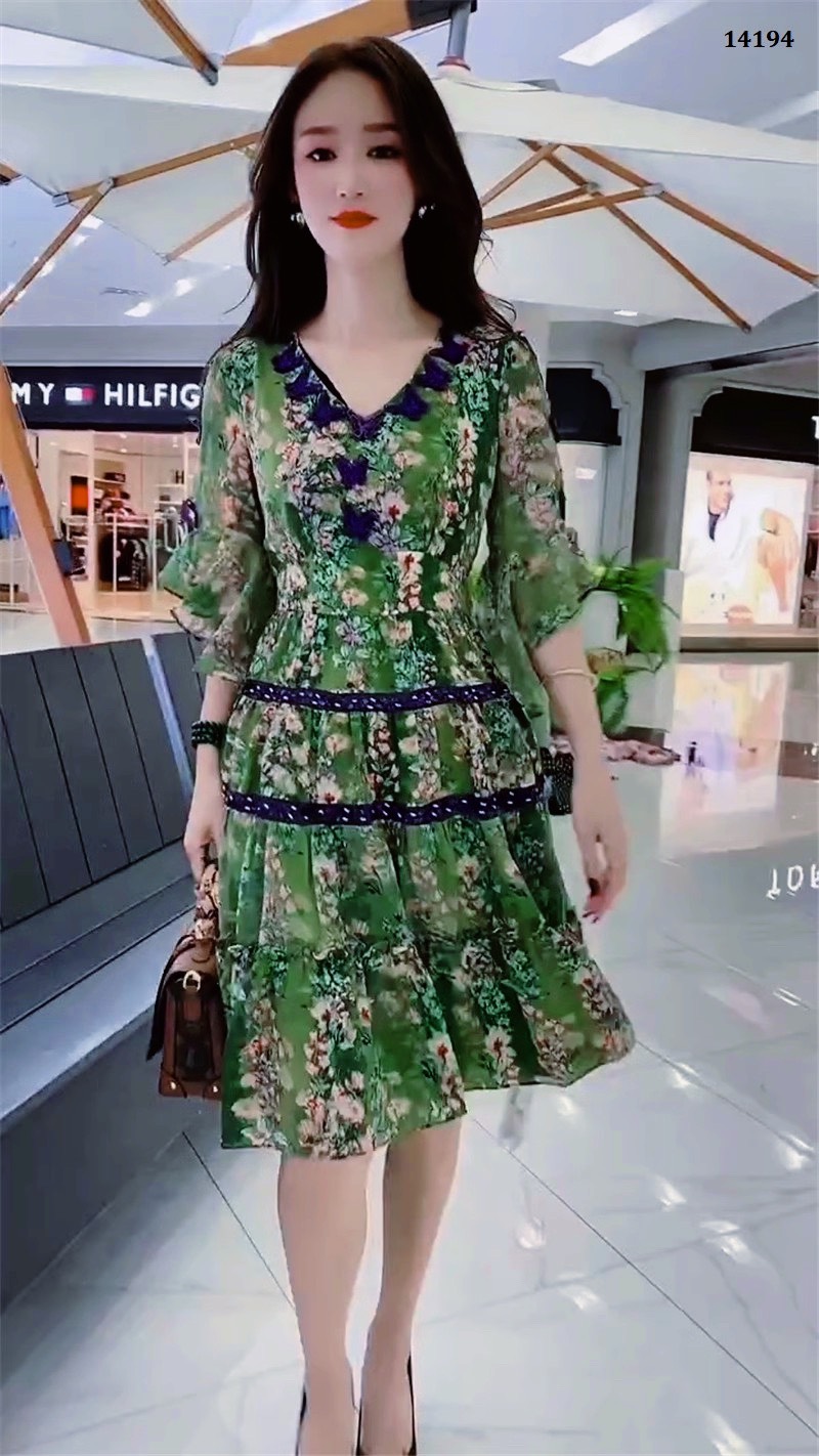 14194-Đầm voan xòe tay lở viền ren xếp tầng (voan, lót)_thumbnail_0