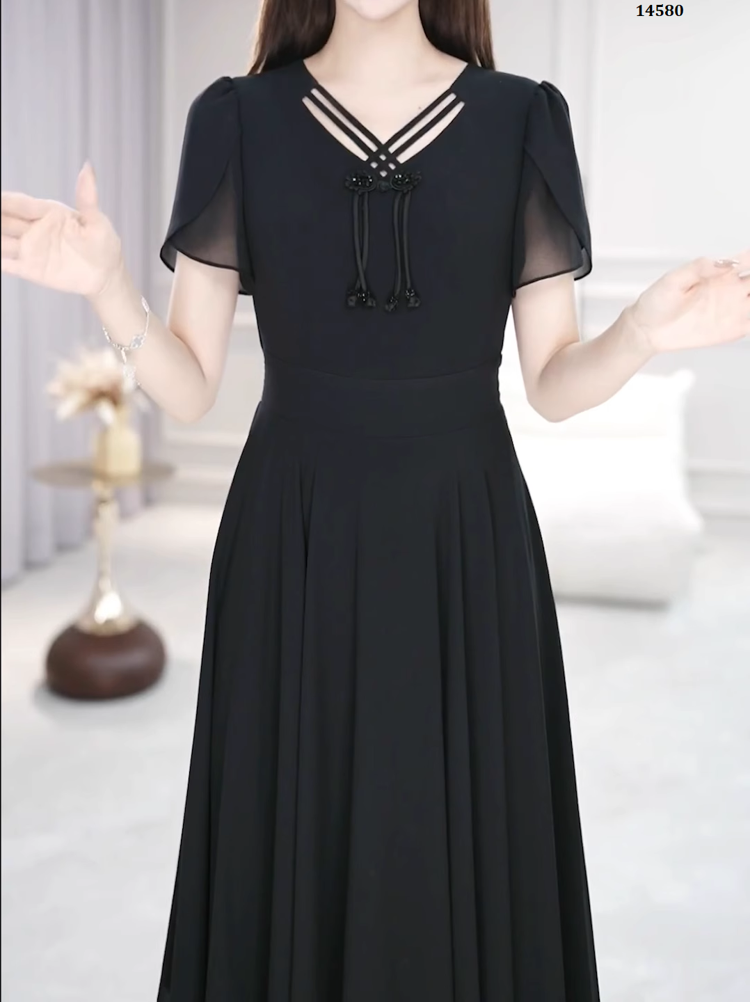 14580-Đầm xòe đen  tay ngắn cổ  phối dây chéo cách điệu (voan,lót)_thumbnail_1