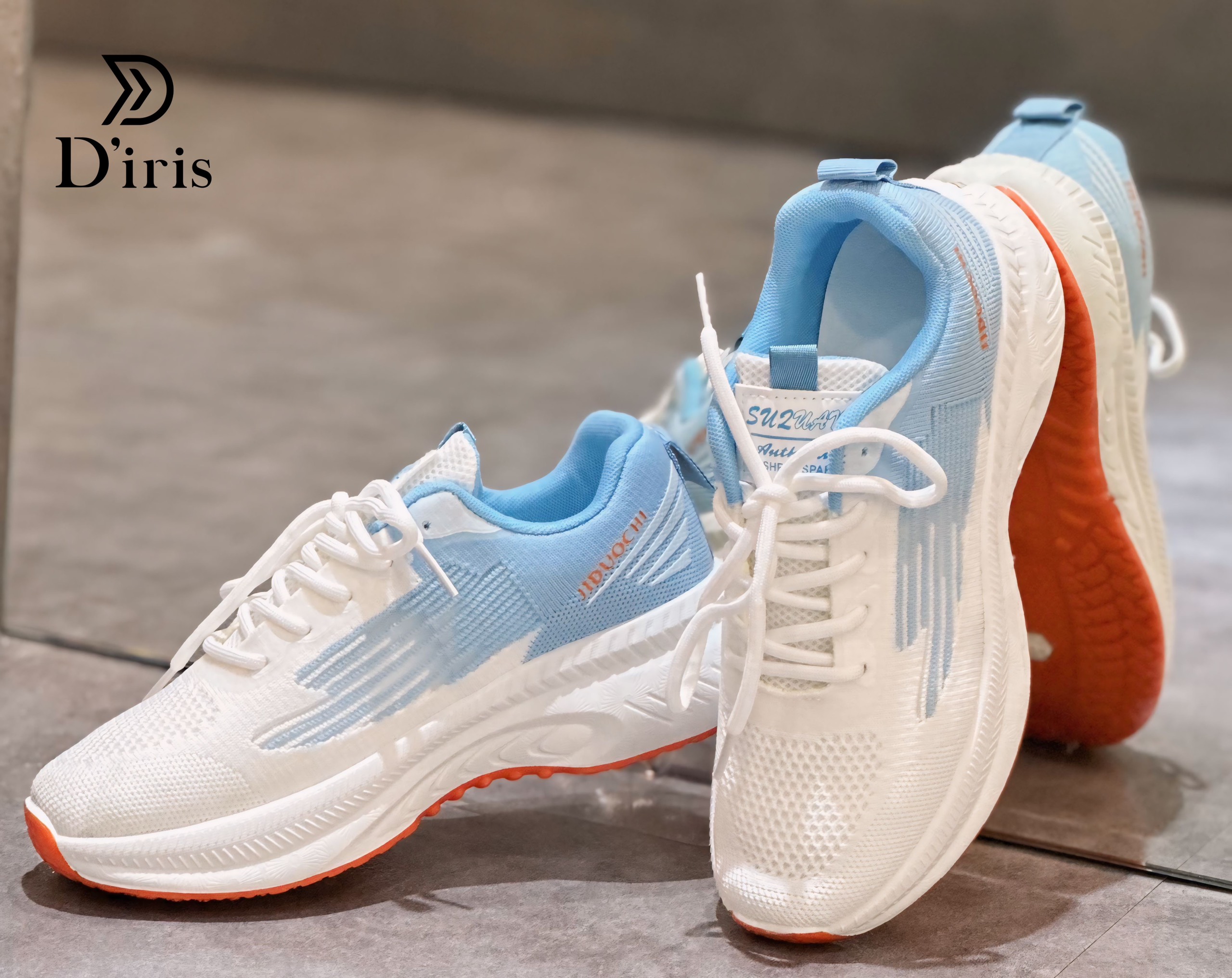 Giày thể thao nữ màu trắng xanh