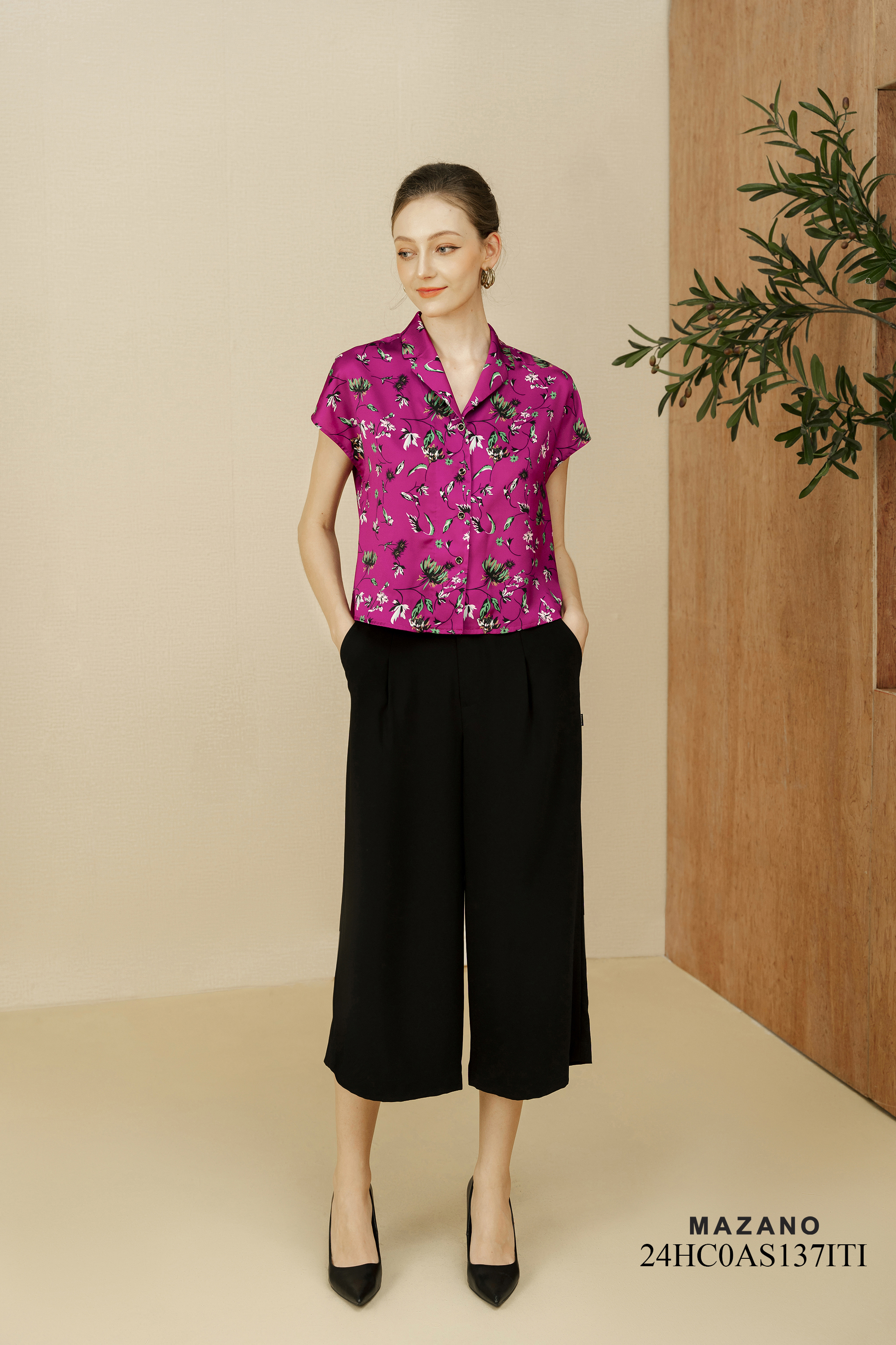 Áo Top ngắn cài khuy Suông Vải lụa mỏng Họa tiết hoa cách điệu Cổ hai ve Tay liền Dài dưới eo