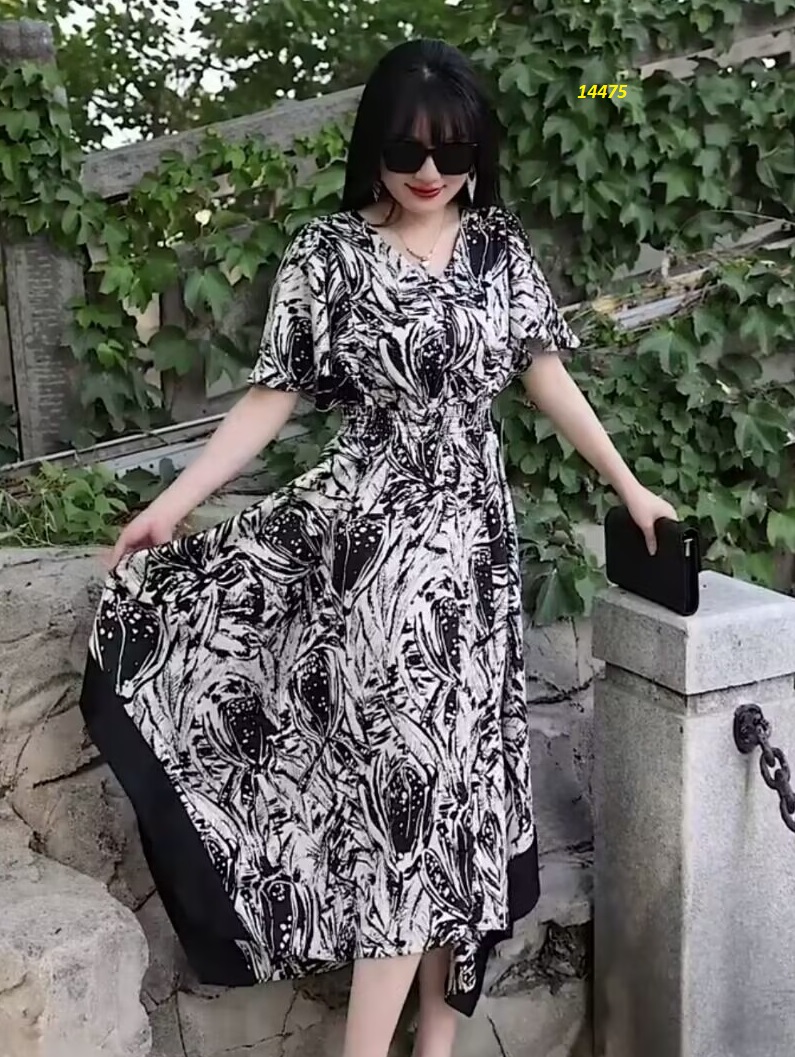 14475-Đầm xòe tà rộng họa tiết vòng tròn trắng đen _thumbnail_3