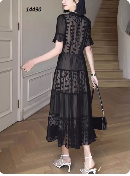 14490-Đầm xòe may tầng phối họa tiết dây leo in nổi_thumbnail_0