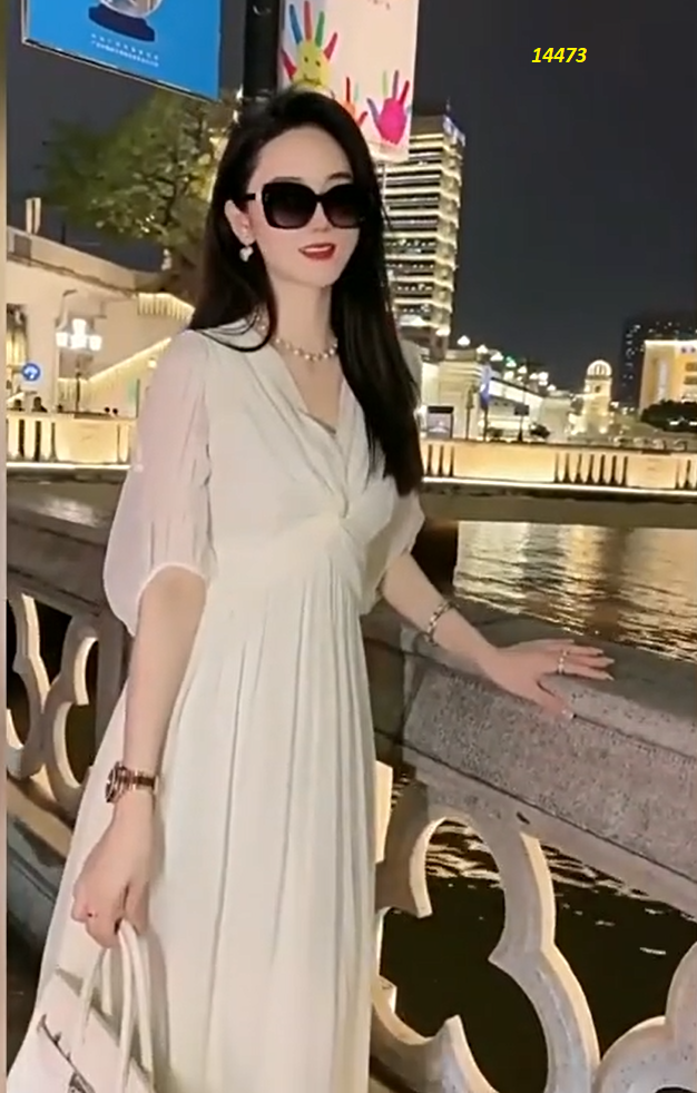 14473-Đầm voan xòe dự tiệc kiểu xoắn ngực (đen, trắng)_thumbnail_2