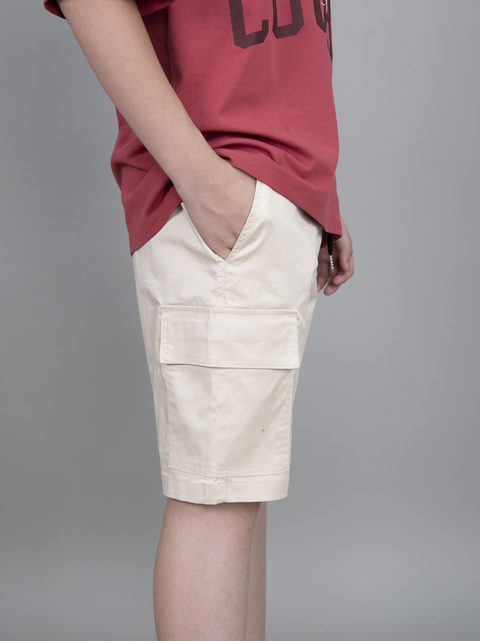 Quần short kaki túi hộp màu kem_thumbnail_2