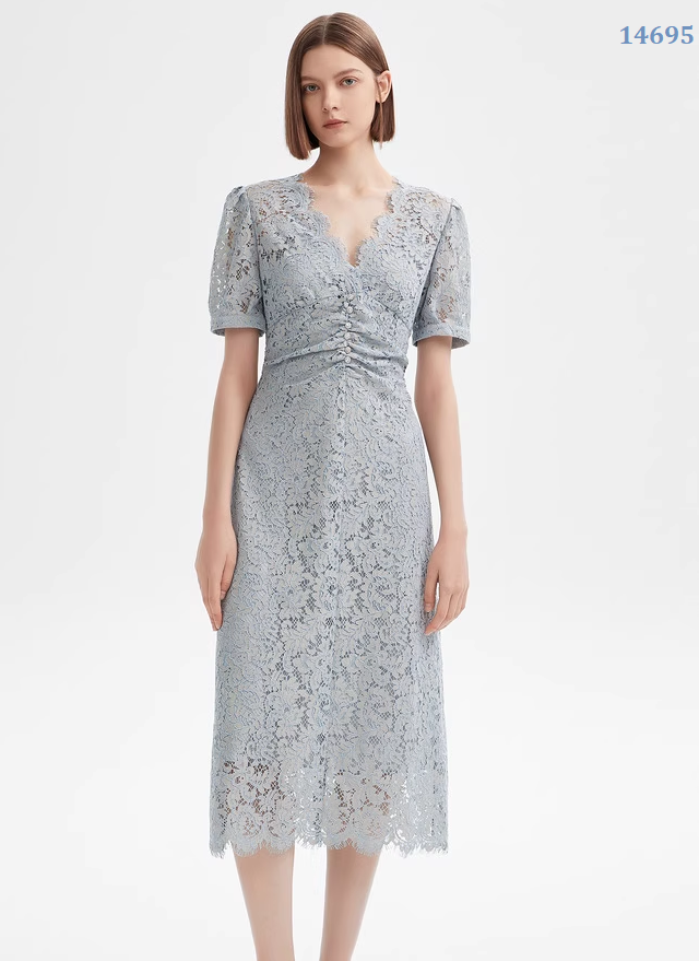 14695-Đầm suông ren cổ  V  kết nút ngực (ren, thun)_thumbnail_1