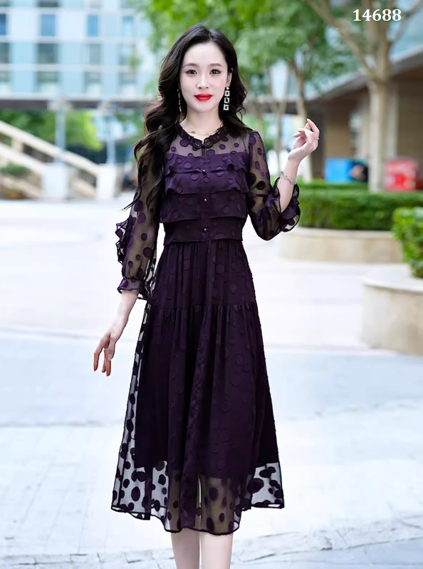 14688-Đầm voan bi tròn tím tay dài cổ trụ cách điệu ( voan , lụa habutai)_thumbnail_0