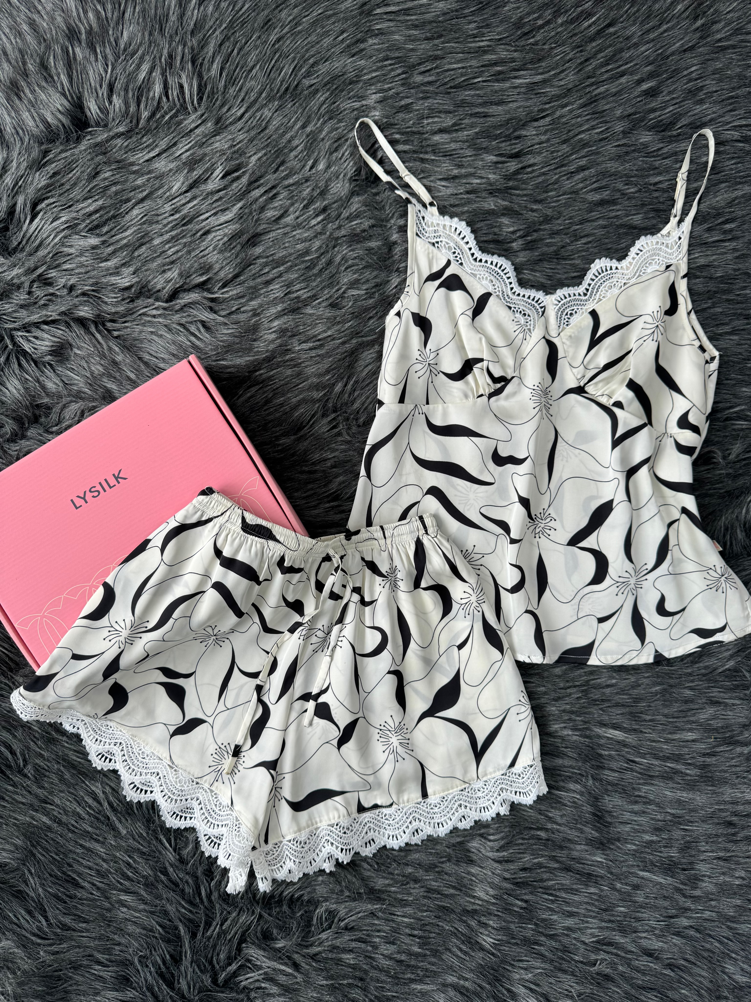 Bộ ngủ áo 2 dây, quần cộc BN483_thumbnail_5