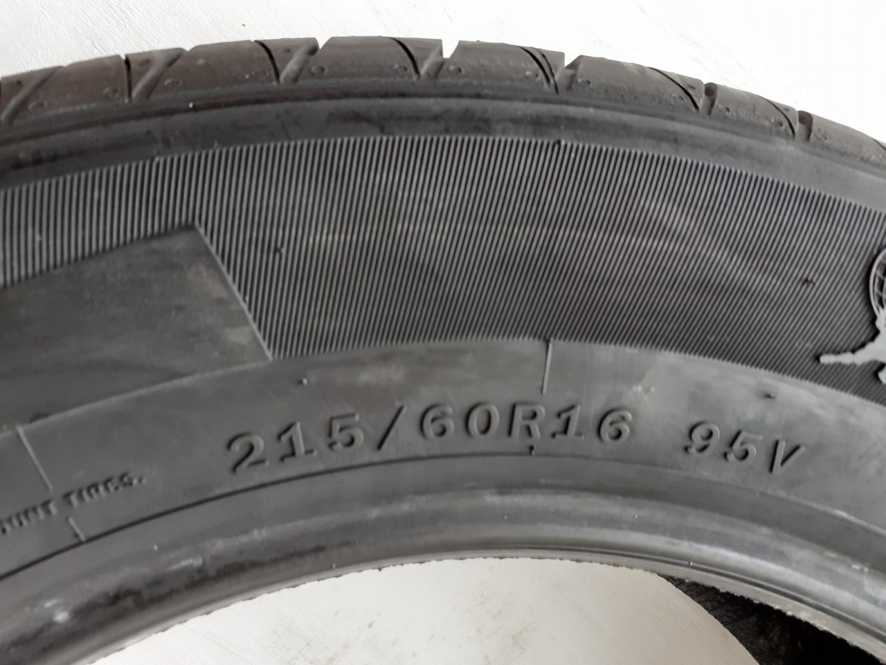 Lốp 215/60R16 FORCE HP 95V AT PCI_thumbnail_2