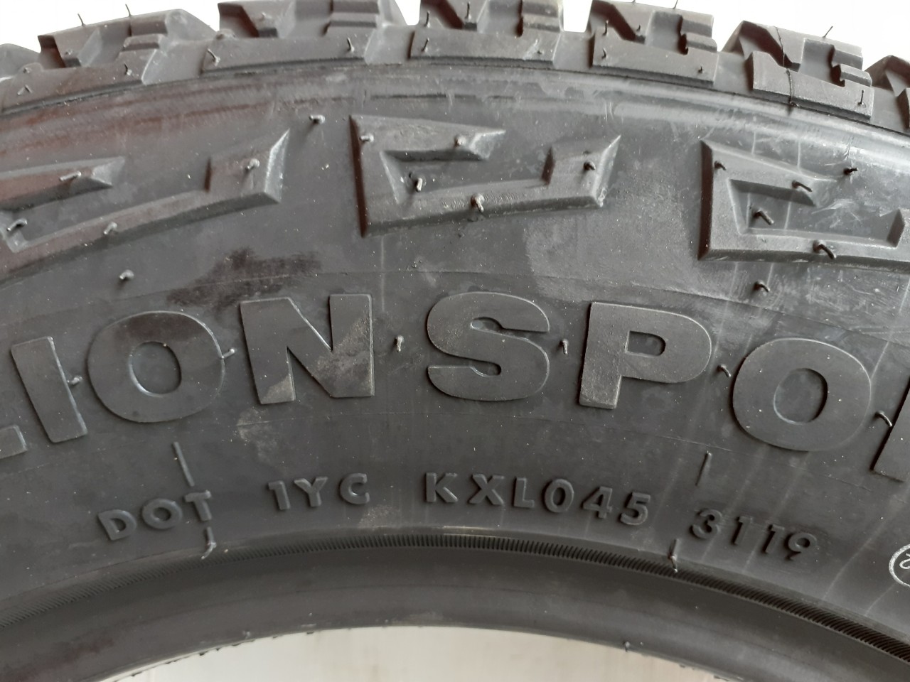 Lốp 245/65R17 LION SPORT A/T 111T LA_thumbnail_4