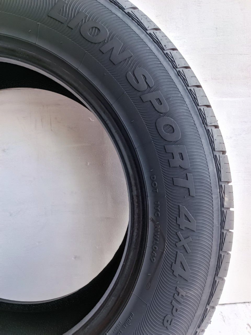 Lốp 245/50R20 LION SPORT 3 102V LA_thumbnail_3