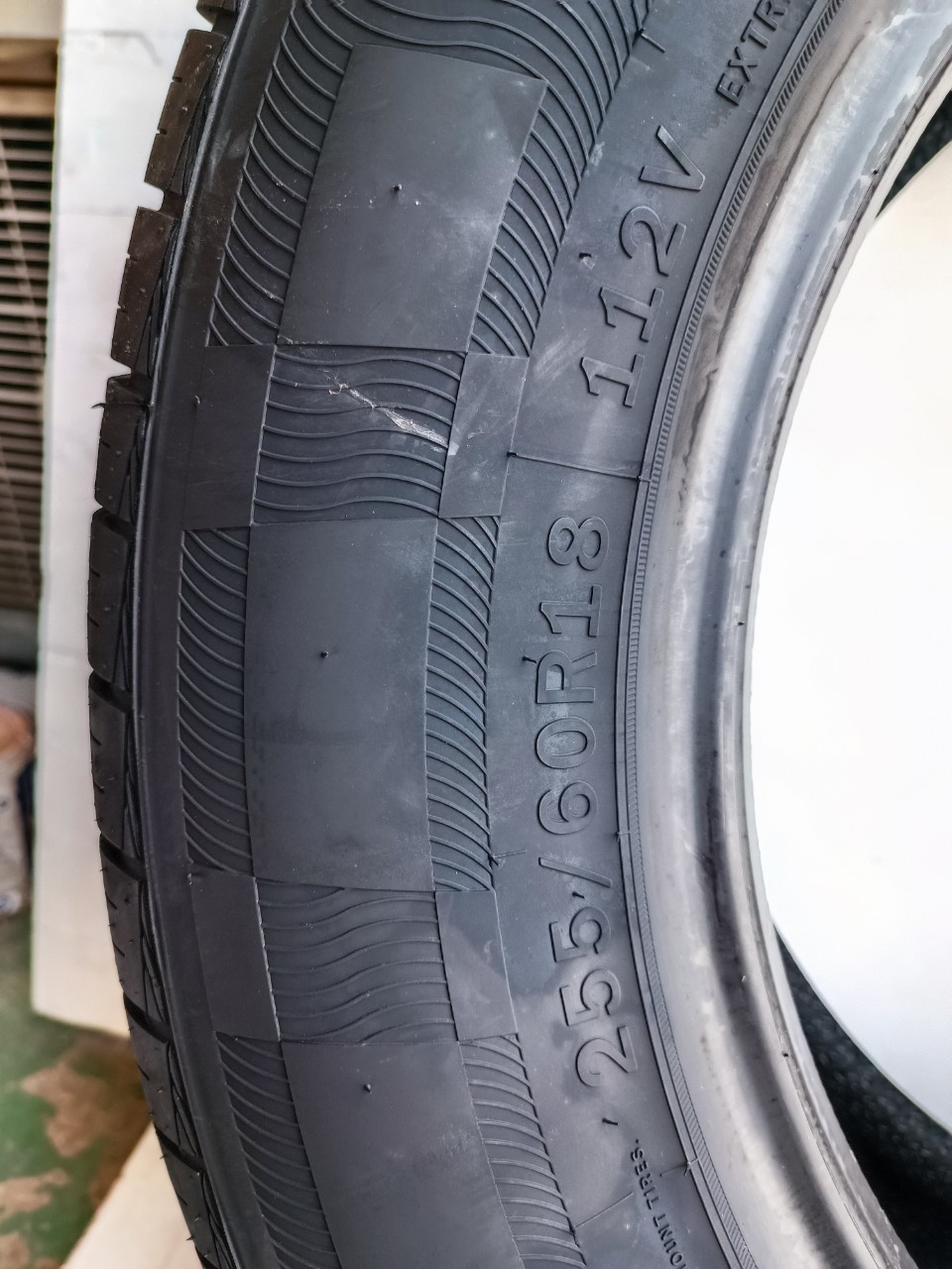 Lốp 255/60R18 LION SPORT 4×4 HP3 112V XL LA_thumbnail_2