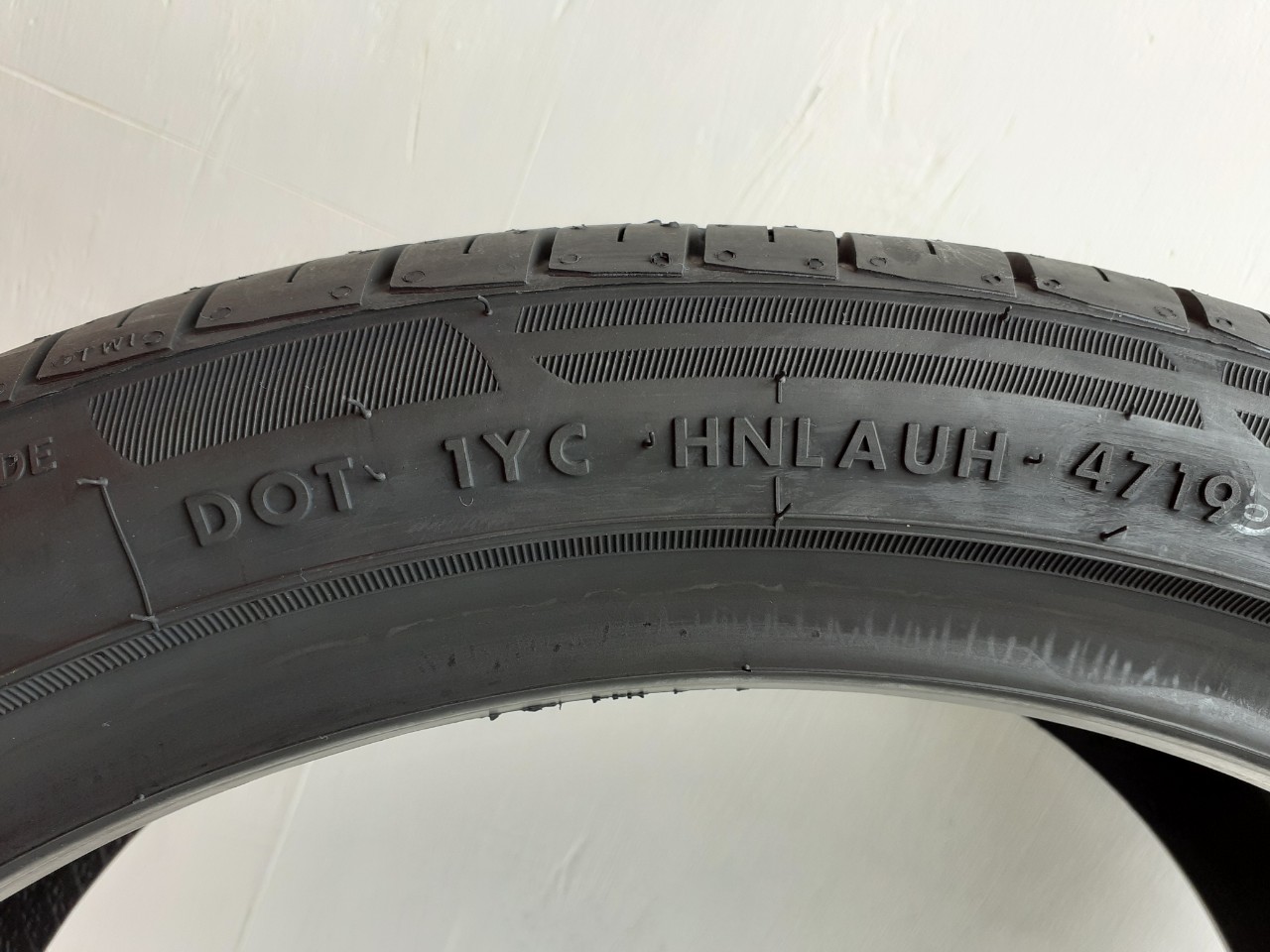 Lốp 225/45R17 LION SPORT 3 94W XL LA (HB) PCI_thumbnail_2