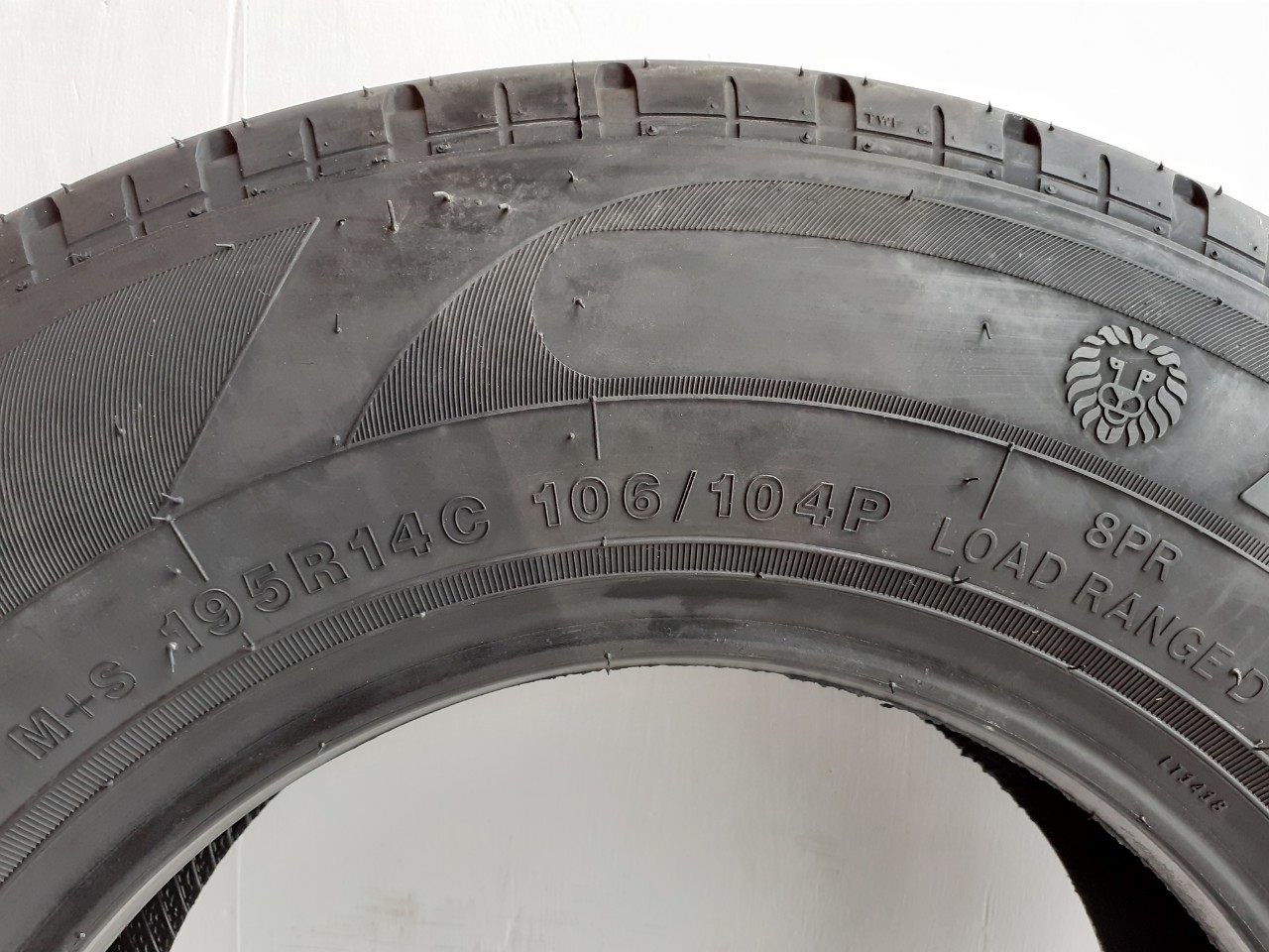 Lốp 215/70R15C 8PR N-F Van PLUS 109/107R LA PCI_thumbnail_4